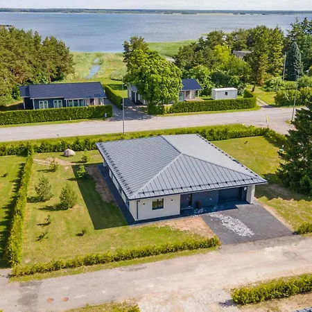 Mereranna Puhkemajad Orissaare Exterior photo